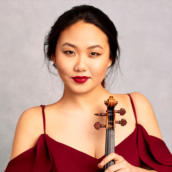 Stella Chen, violin